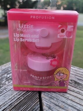 Profusion Cosmetics Lizzie McGuire Lip Mask & Scrub Set — Hot Pink